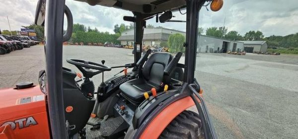 2018 Kubota B2650HSDC - Image 4