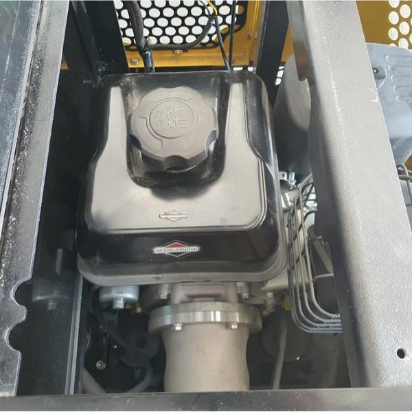 AGT 13.5 HP B&S 1-ton Mini & Small Excavator Micro Crawler Digger, Gasoline, With Thumb Clip For Sale | AGT-QH12 - Image 4
