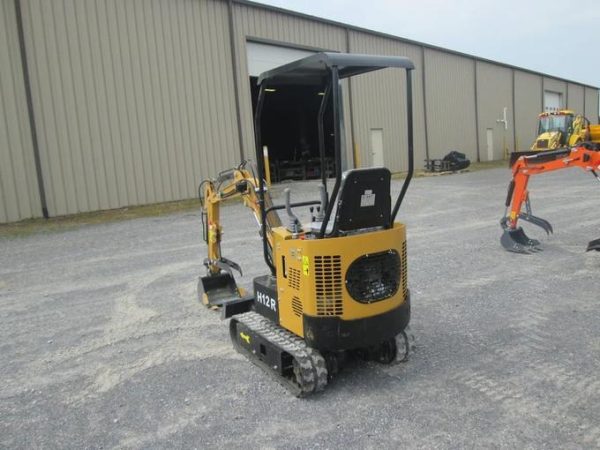 AGT 13.5HP, 1 ton RATO Engine Mini Hydraulic Excavator Micro Crawler Digger, Gasoline Chicago Stock| AGT-H12R - Image 4