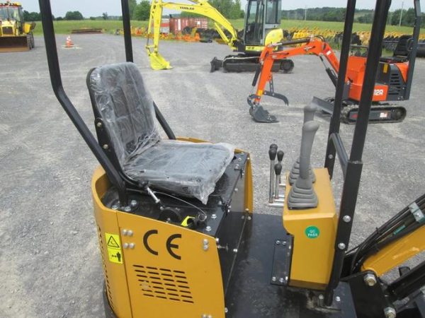 AGT 13.5HP, 1 ton RATO Engine Mini Hydraulic Excavator Micro Crawler Digger, Gasoline Chicago Stock| AGT-H12R - Image 2