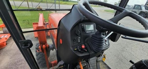 2018 Kubota B2650HSDC - Image 3
