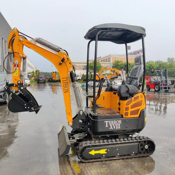 4,000 lbs Terror XVIII Mini Excavator — Kubota D902 Diesel