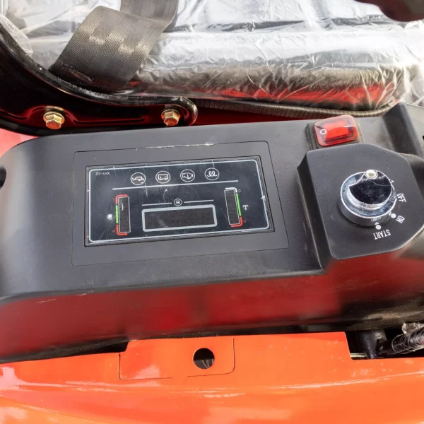 4,000 lbs Terror XVIII Mini Excavator, EPA Certified KUBOTA D902 Diesel Machine - Image 18